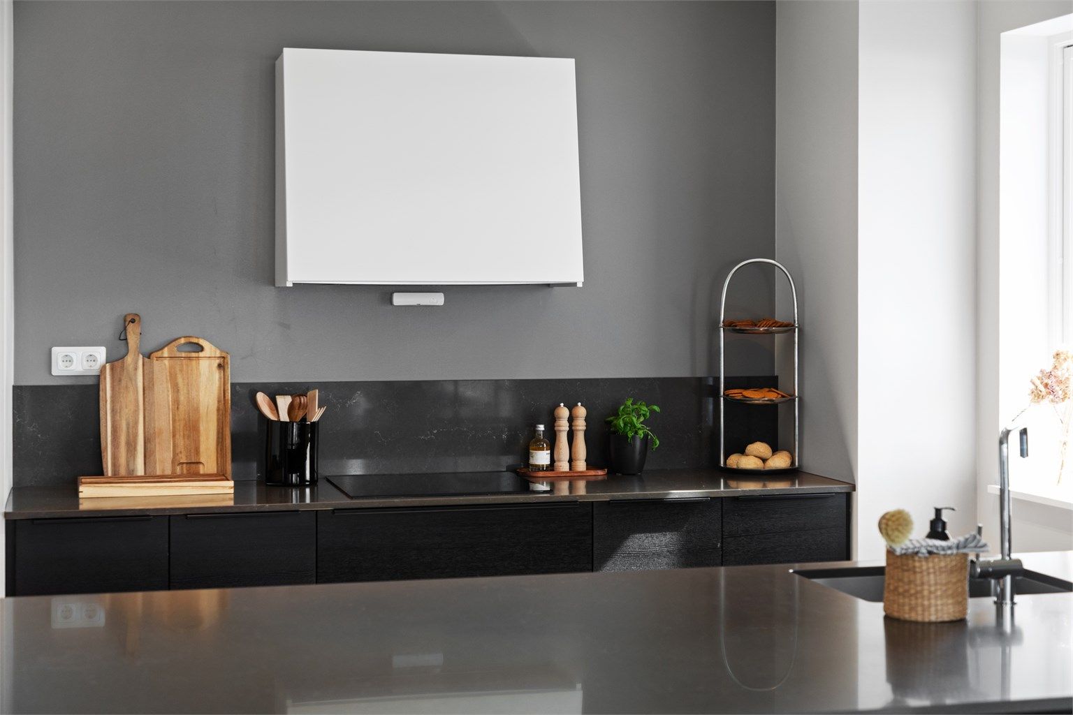 Lekre detaljer i en gjennomført stil. 