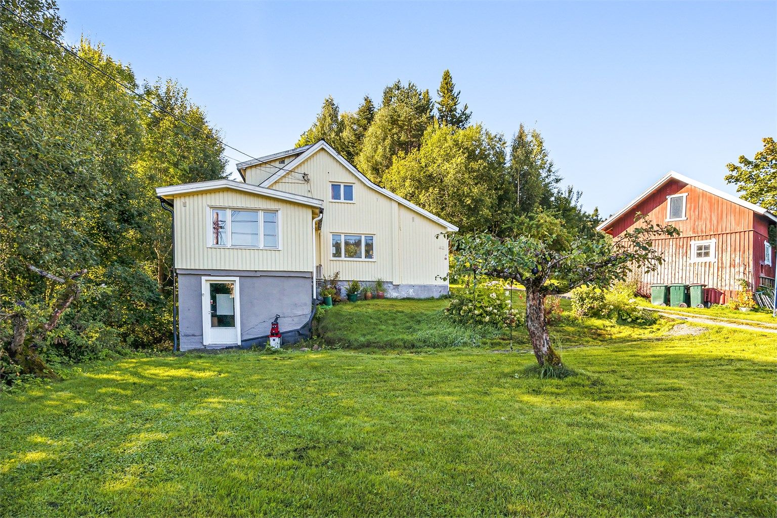 Hyggelig småbruk på ca. 9.6 mål tomt. Foto: Stine Prøitz Jørgensen