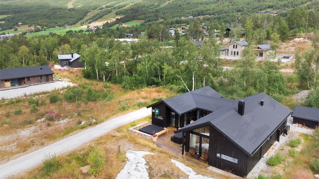 Fra hytta er det kun 50-60 meter til langrennsløypene.