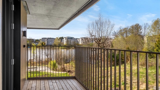 Balkong 2 mot nordvest - fin utsikt også her over Kolbotnvannet