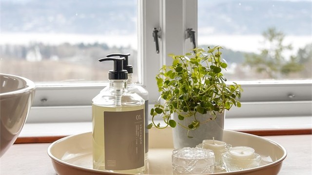 Detaljer som skaper en følelse av velvære på badet.