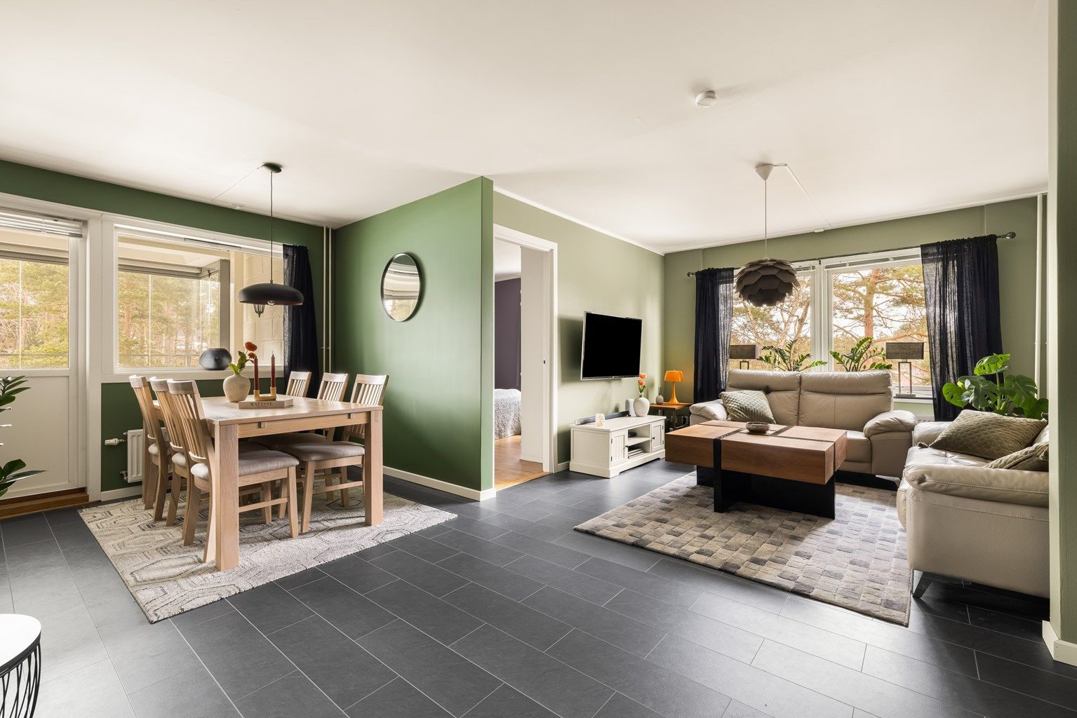 Blessomveien 44 presenteres av Raymond Bøhn i Krogsveen.