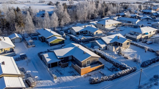 Velkommen til Ekornstien 28 - Flott beliggenhet i blindvei og et barnevennlig boområde