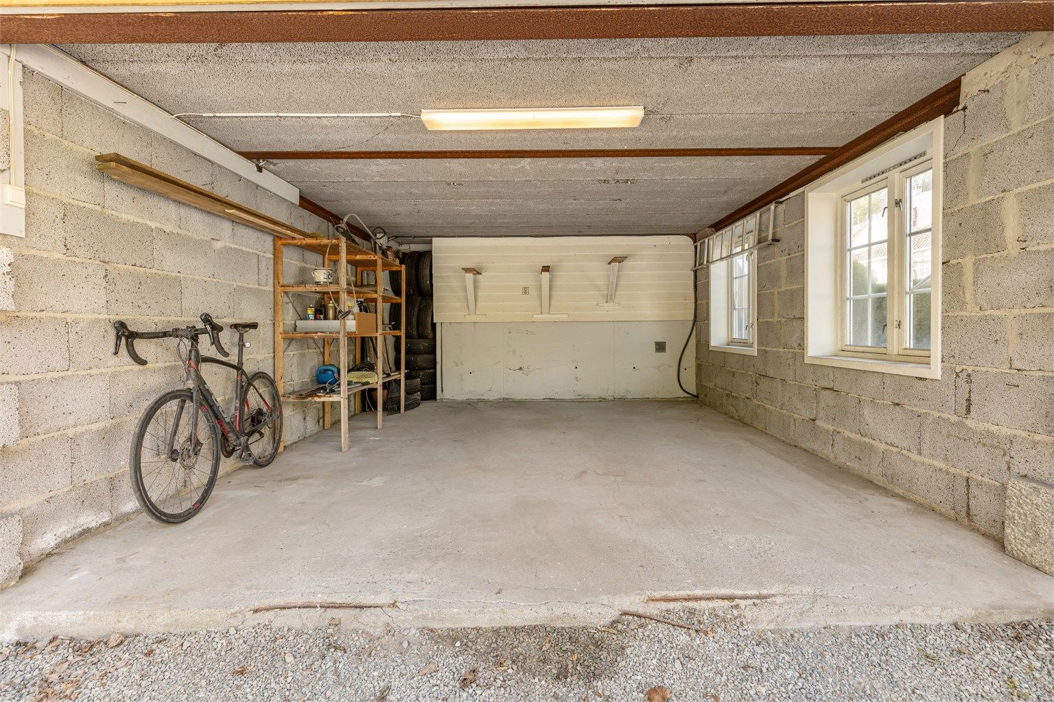 Boligen har carport på 21 kvm