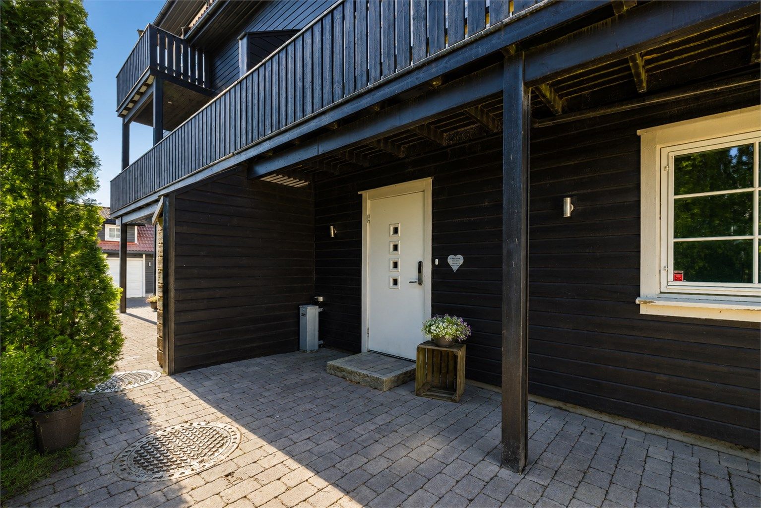 Velkommen inn! (Bildet er redigert av KI og avvik kan forekomme) 