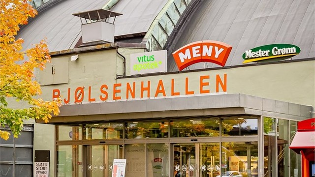 Kort vei til flere dagligvarebutikker og øvrige servicetilbud. Bjølsenhallen ligger ca. 2 minutters gange unna. Her finner du Meny, apotek og EVO treningssenter