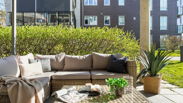 En privat og skjermet uteplass, perfekt for avslapning.
