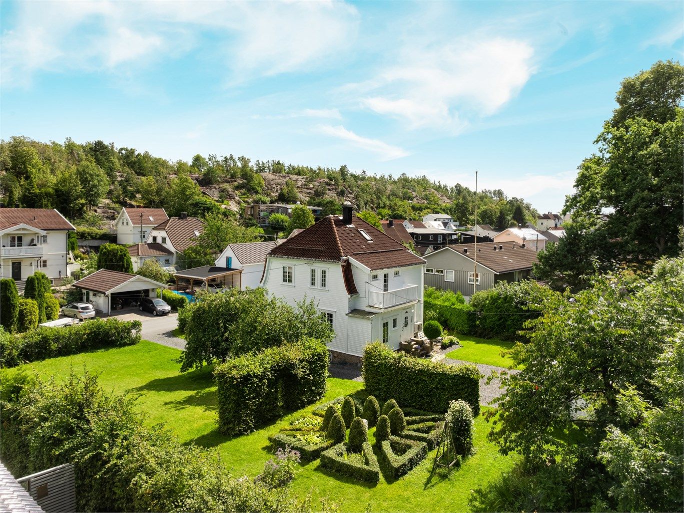 Eiet tomt på hele 1.376 kvm. er sjelden vare nær sentrum.