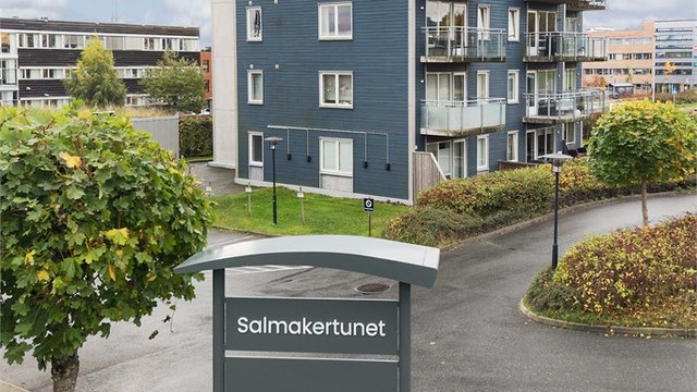 Salmakertunet 1 Borettslag ble oppført i 2008 og består av 16 andeler.