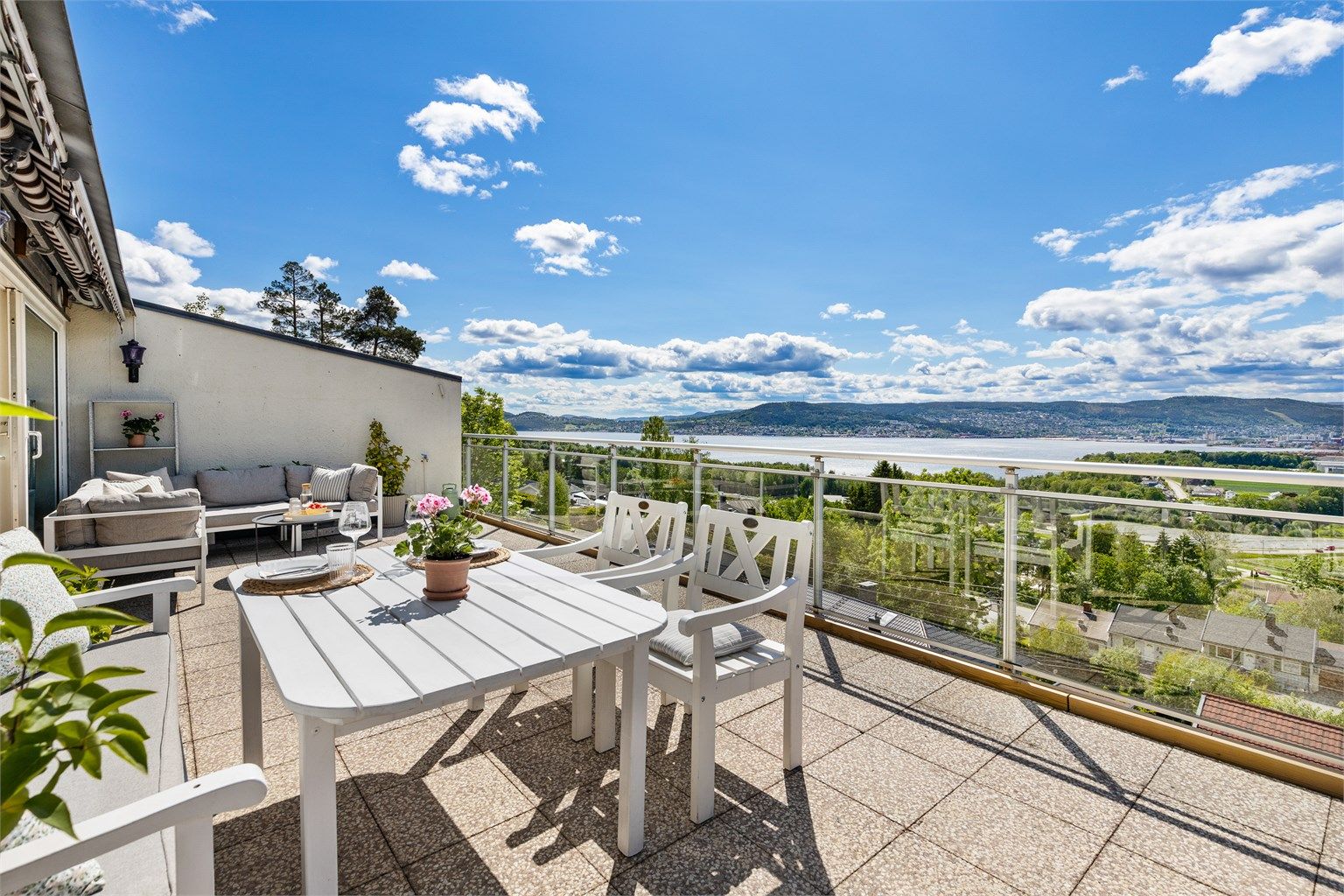 Velkommen til Nedre Linneslia 18!