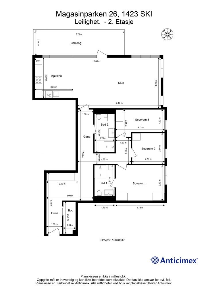 Leiligheten har en effektiv planløsning på 114 m² med alt på ett plan, inkludert tre soverom og to bad
