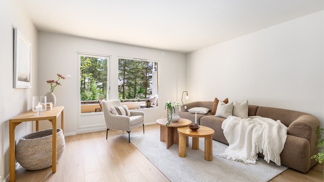 Morkelstien 1 presenteres av Krogsveen. Leiligheten er nyrenovert til høy, moderne standard og klar for innflytting. Fotograf; Børge Oppegård.