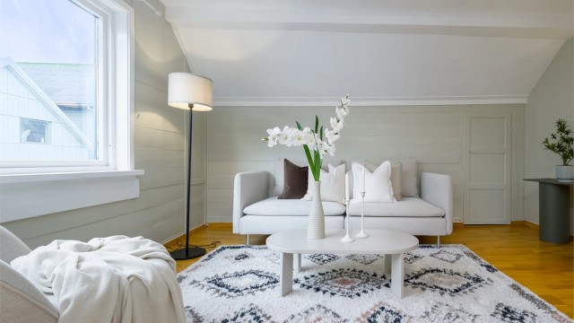 Velkommen til Solaveien 1F, presenteres av Dardan Shabi v/Eiendomsmegler Krogsveen Sandnes!