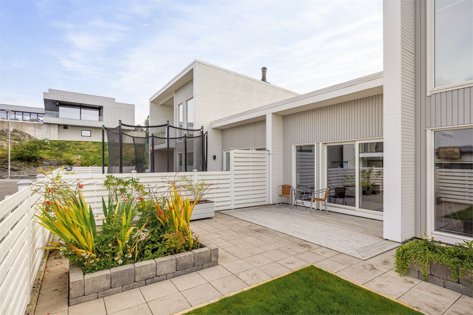 Flott opparbeidet hageanlegg