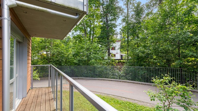 Balkongen til leiligheten