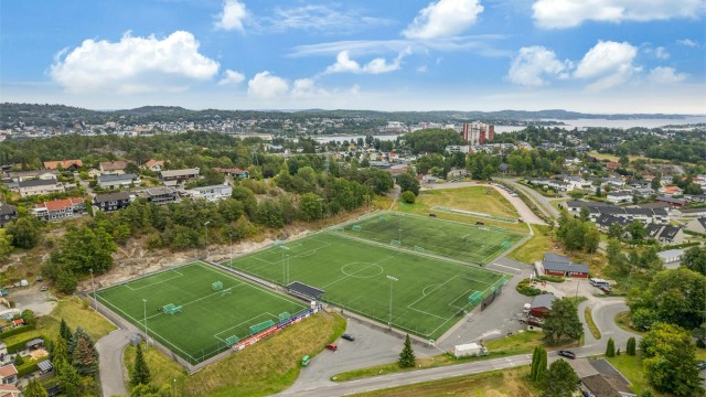 Kort vei til fotballbaner