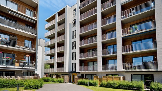 Leiligheten ligger i et moderne bygg fra 2020 med flotte fellesområder.