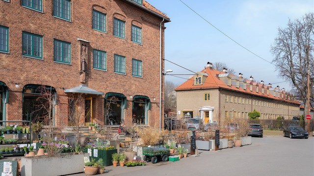 Lille Tøyen Hageby er et levende lokalsamfunn med, kaffee og fellesarrangementer som sommerfest og julegrantenning.