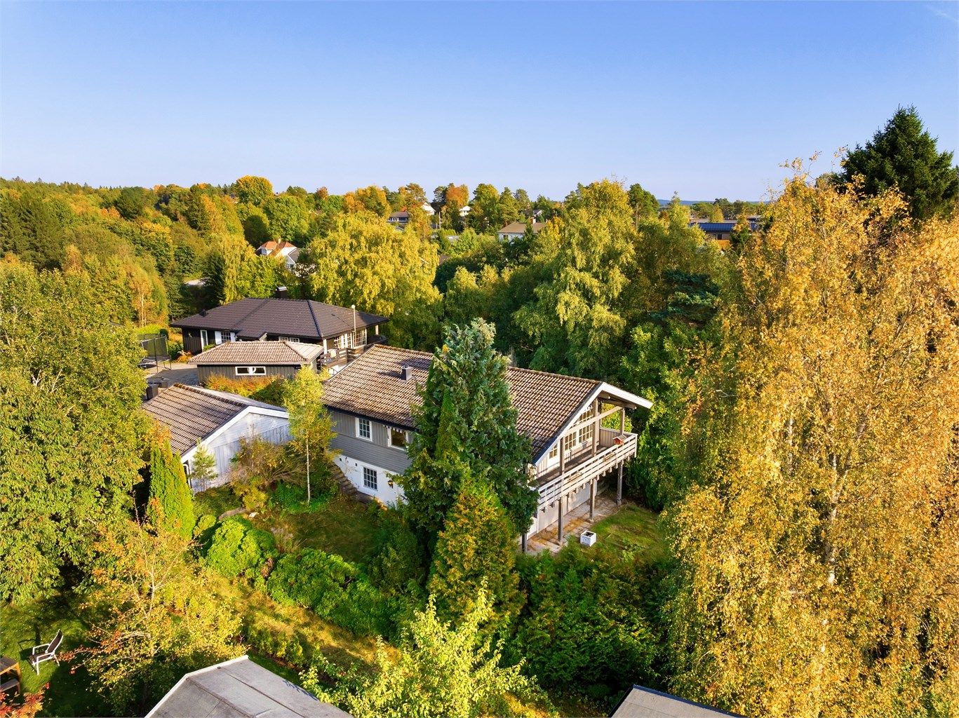 Stenrødveien 75 presenteres av Per-Espen Omberg i Krogsveen. Fotograf; Kristoffer Kristiansen.