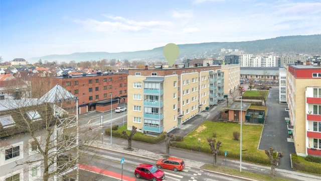 Beboere har tilgang til et felles vaskeri, felles utvendig sykkelskur og fellesbod i kjelleren.