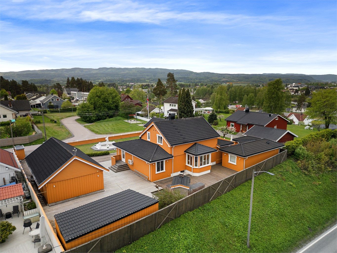 Terrasseplatting på 358 kvm med god plass til flere sittegrupper