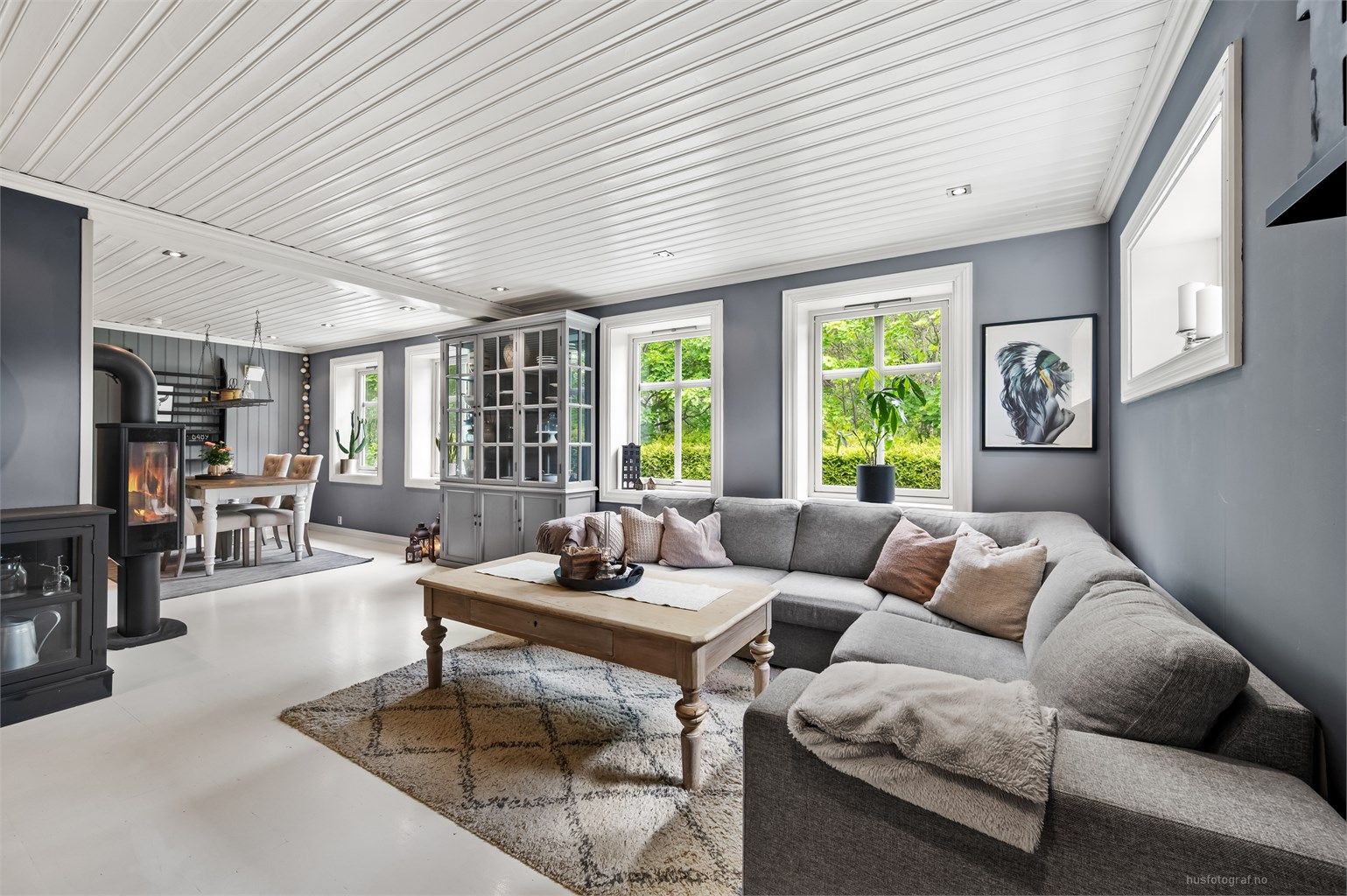 Velkommen til Bingsveien 97. Presentert av Eirik Lundbekk ved Eiendomsmegler Krogsveen.