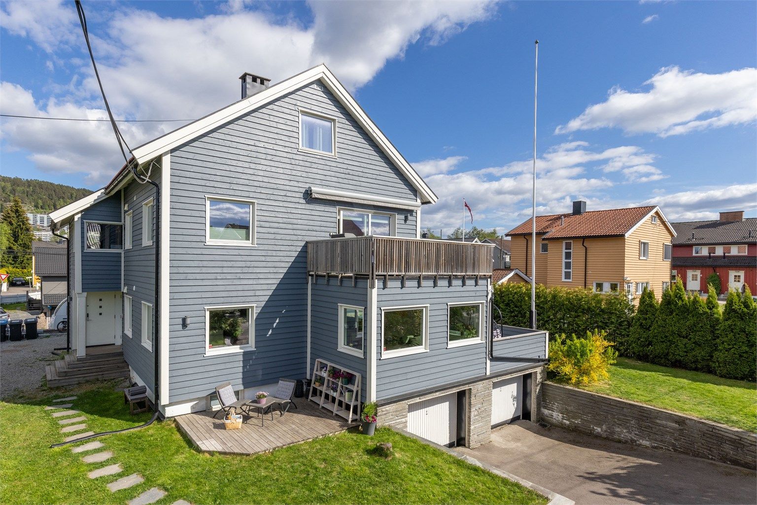 Boligen ble hovedsakelig pusset opp i 2012. Utvendig panel, isolasjon og vinduer ble skiftet i 2018 og stue tilbygget i 2019.