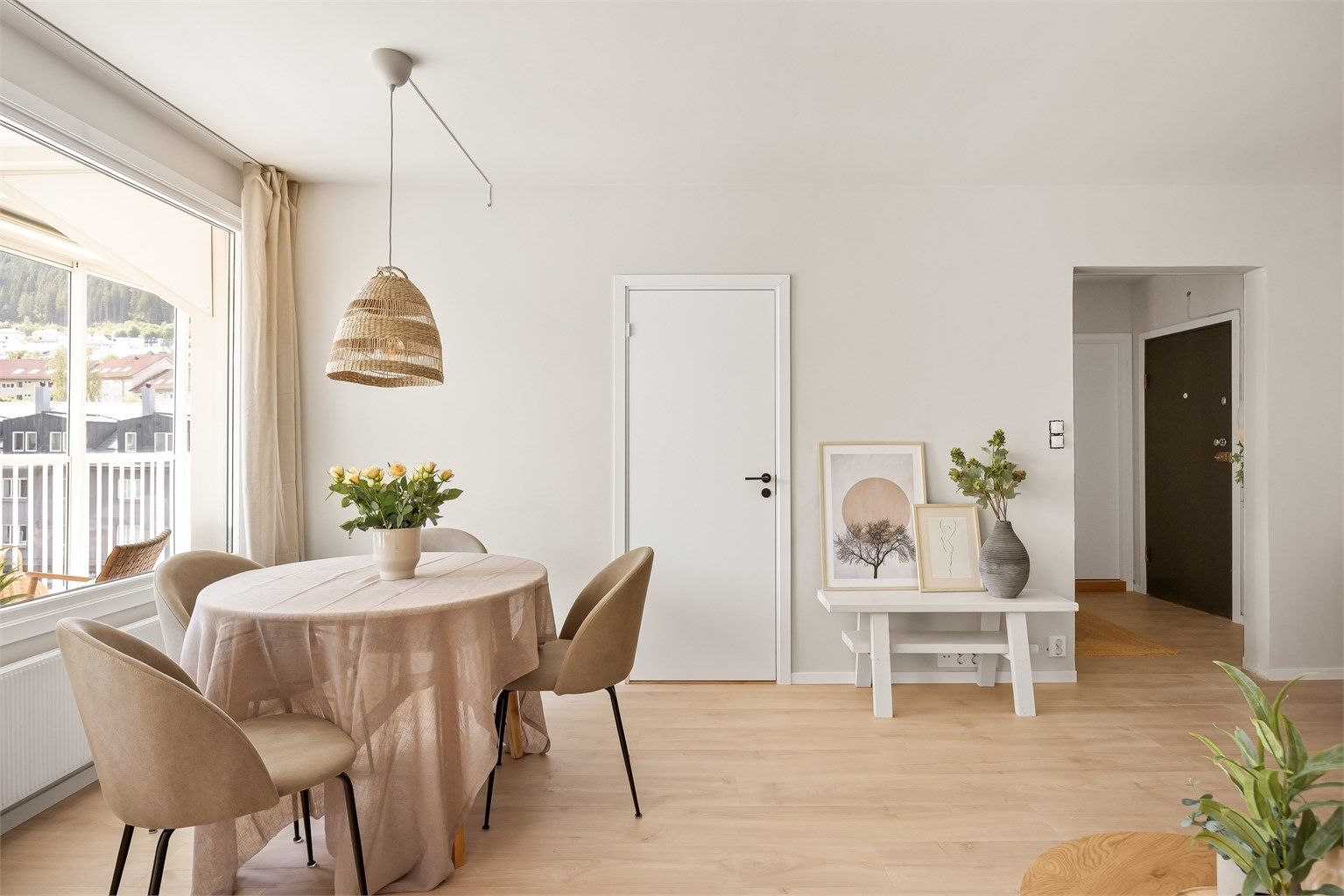  Stilren, innflytningsklar leilighet