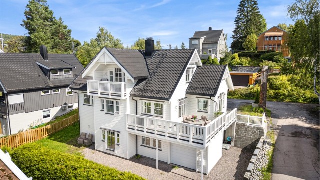 Velkommen til Ivar Aasens vei 1! Nyere, flott bolig med utleiemulighet.