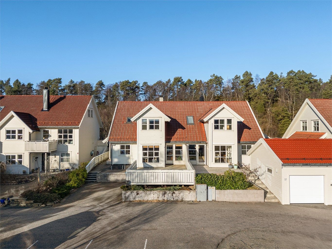 - Velkommen til Kjenndalstoppen 39 -