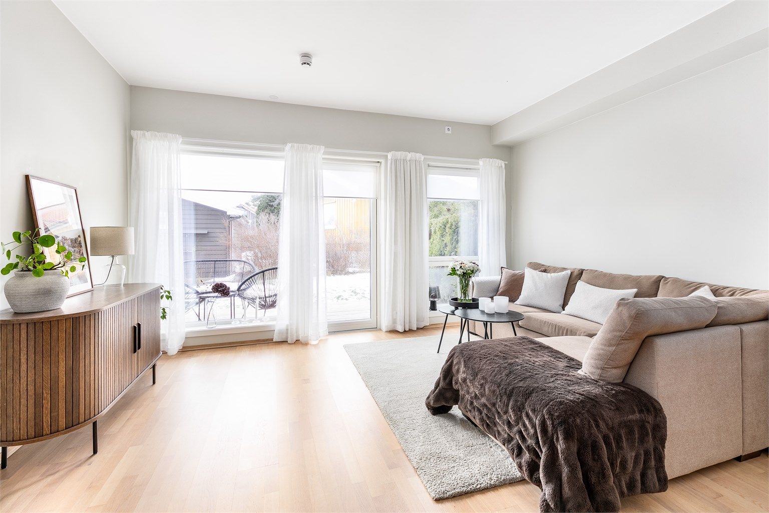 Mosseveien 9B formidles av Krogsveen. 
Fotograf; Børge Oppegård.