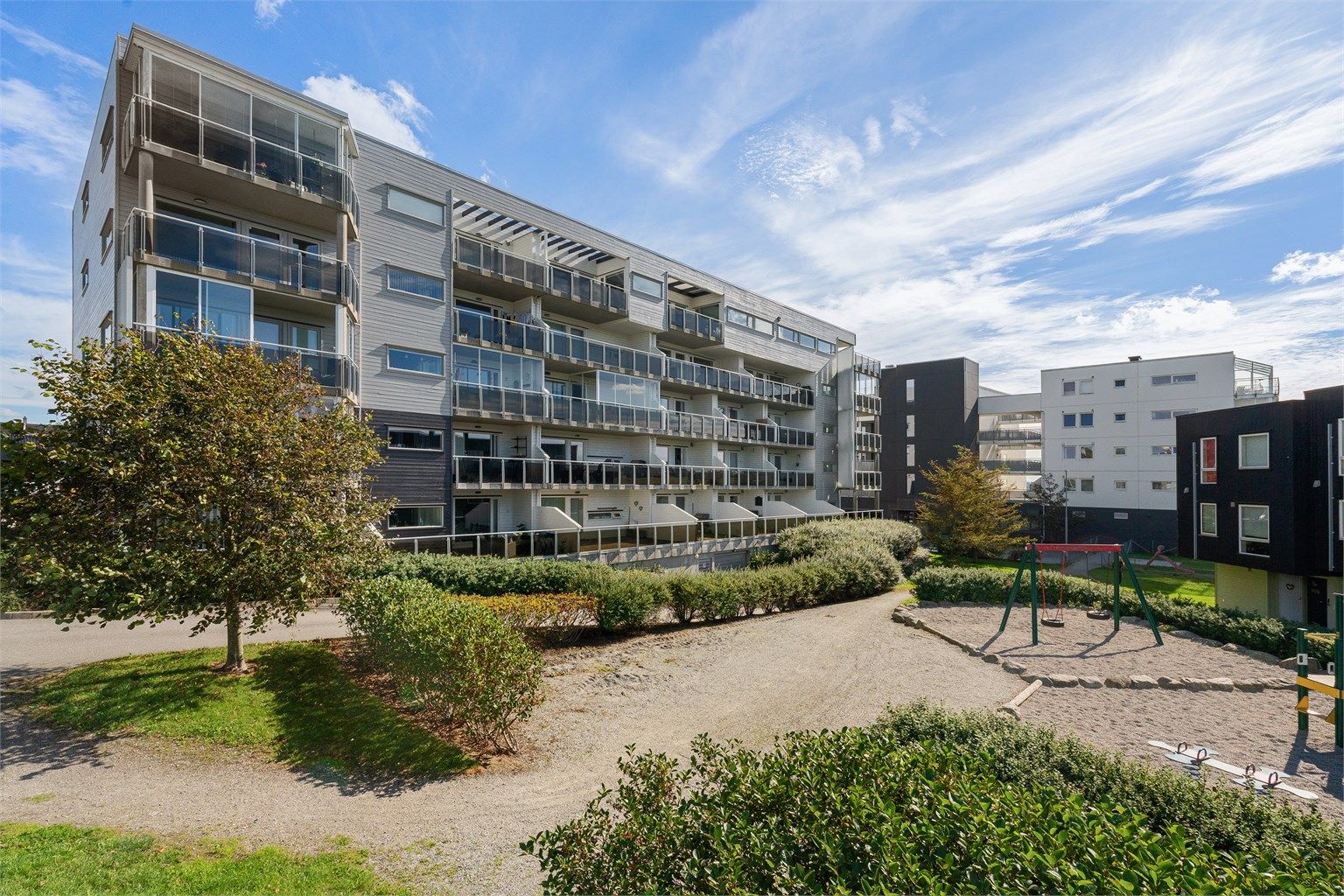 Lene Hviding v/Krogsveen har gleden av å presentere Høgeholvegen 110.