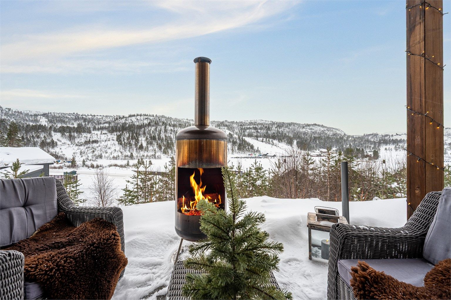 Koselig uteplass med nydelig utsikt