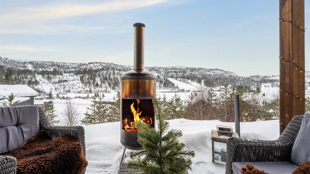 Koselig uteplass med nydelig utsikt