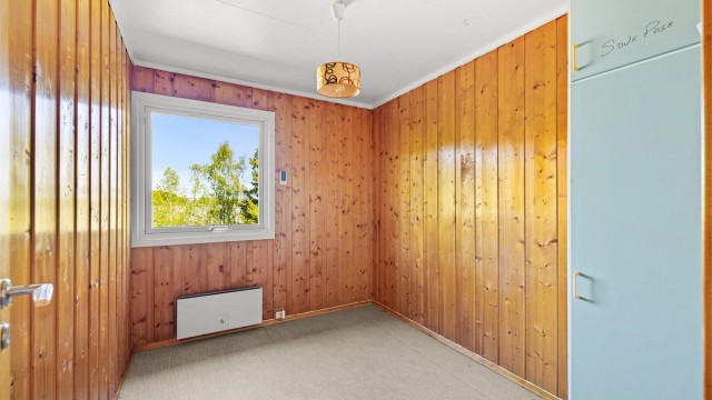 Soverommene er av god størrelse og kan enkelt moderniseres.