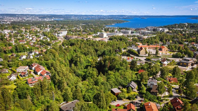 Fra Jar er det kort vei til både sjøen og Oslo sentrum.