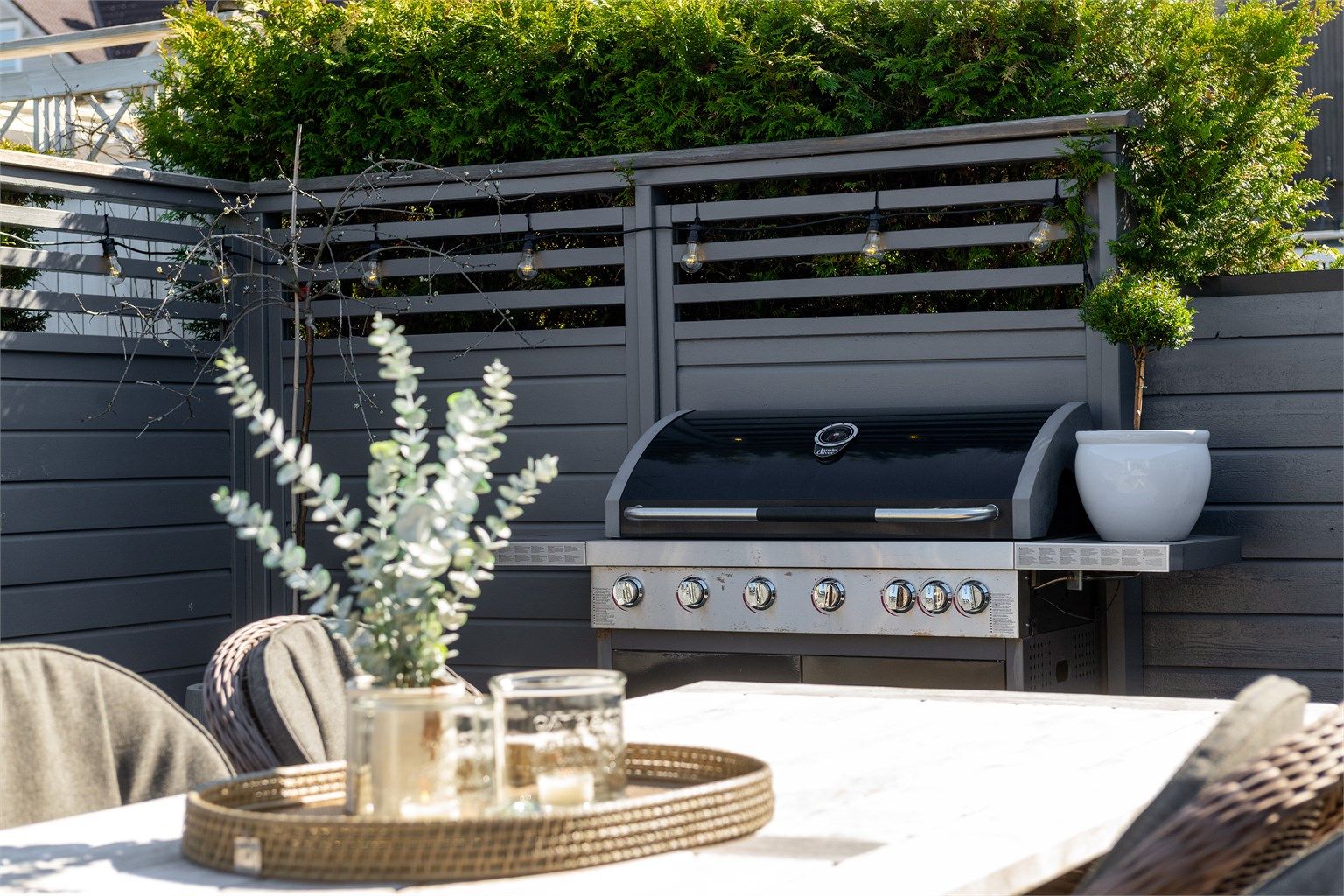 Detaljefoto fra uteplassen