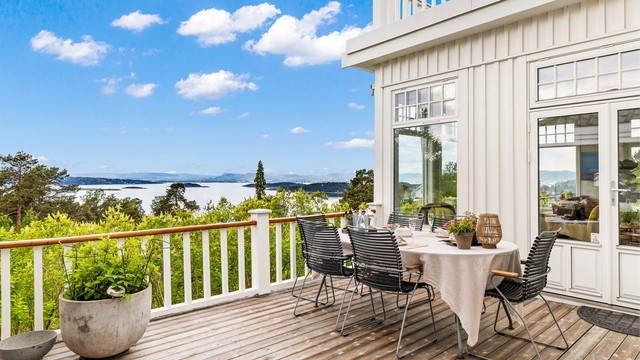 Stor terrasse på 30 kvm