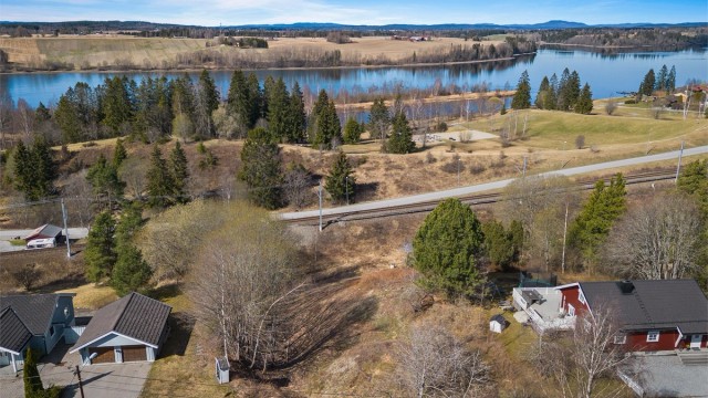 Eiendomsmegler Krogsveen v. Marcus Grundy har gleden av å presentere Silovegen 92.