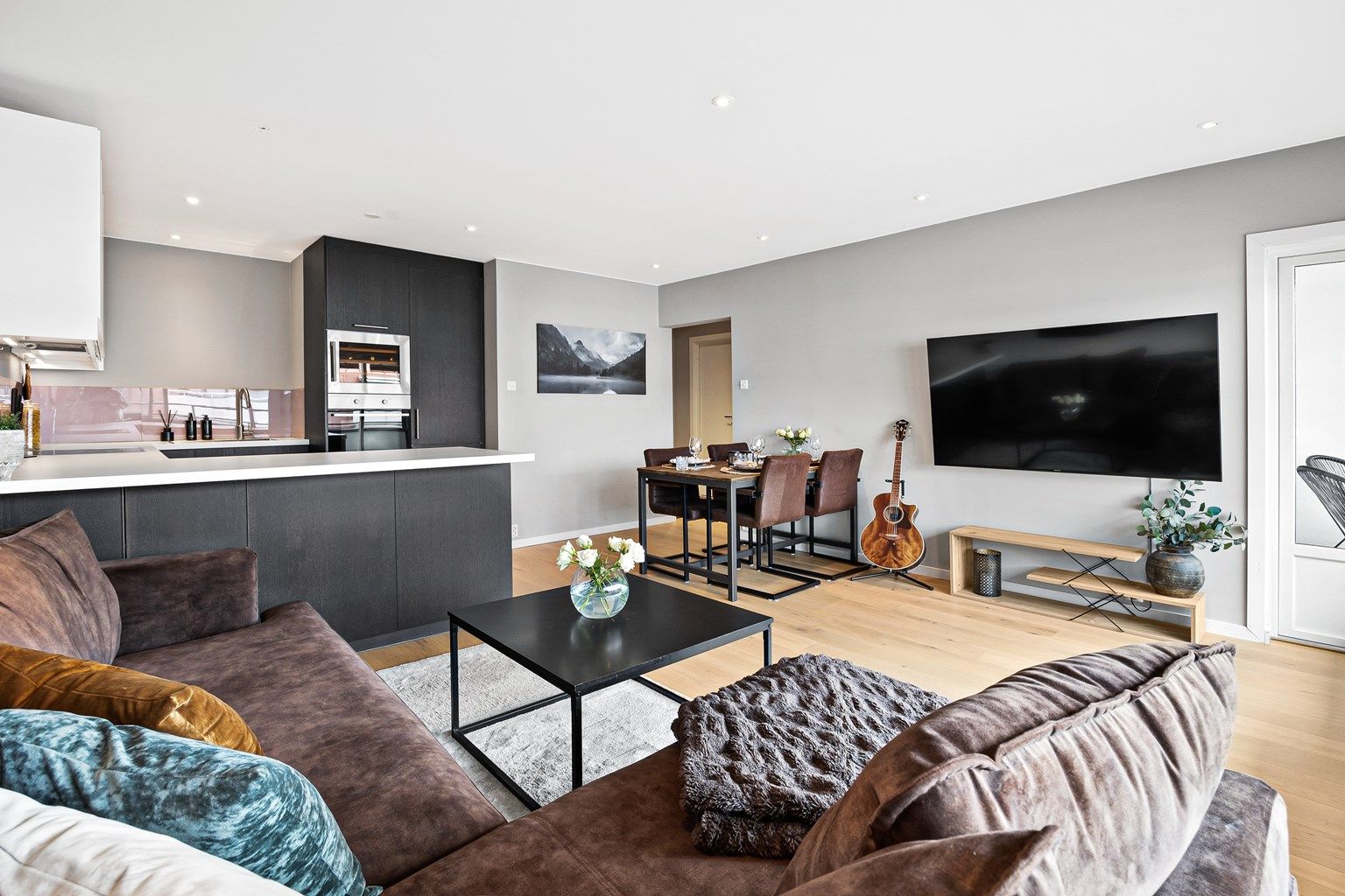 Velkommen til Tollbugata 34!