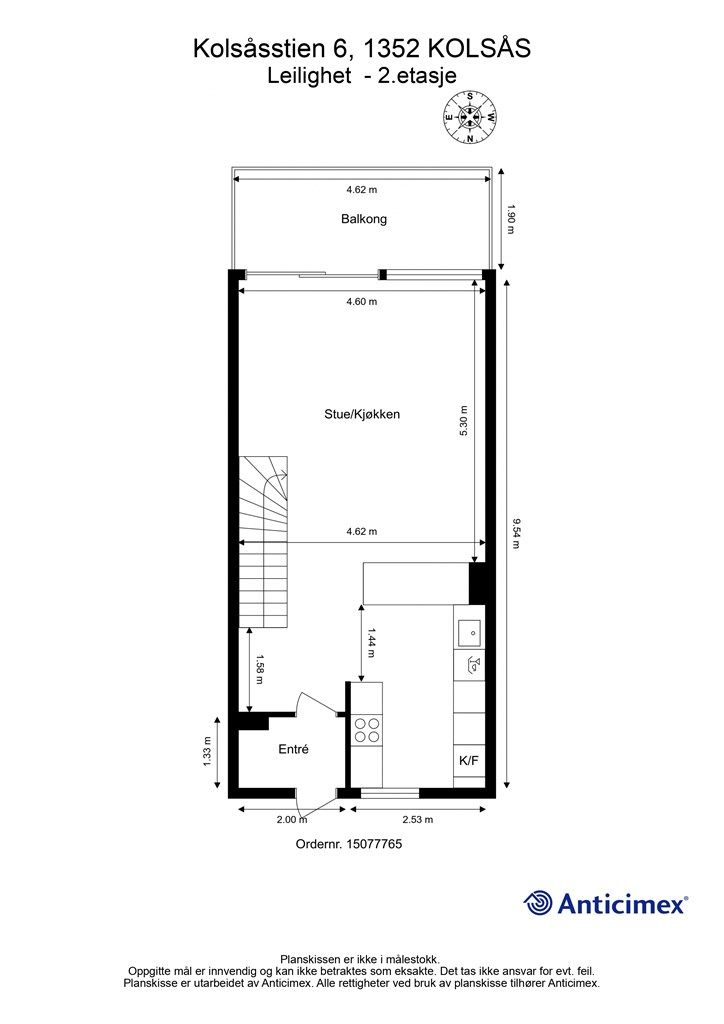 Plantegningen for andre etasje viser en åpen og sosial løsning med entré, stue og kjøkken.