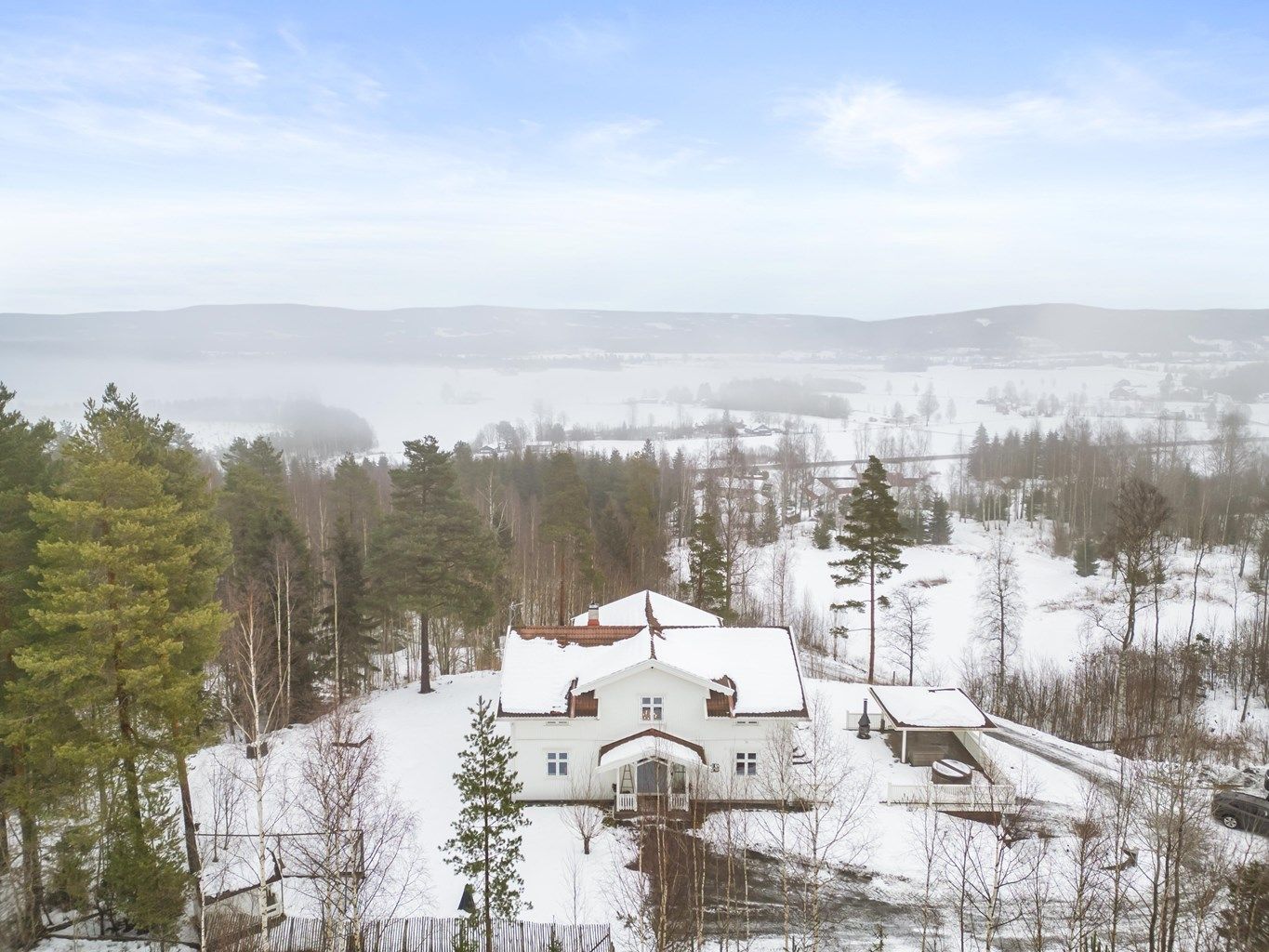Eiendomsmegler Krogsveen v/Marcus Grundy har gleden av å presentere Nord-Odalsvegen 654!
