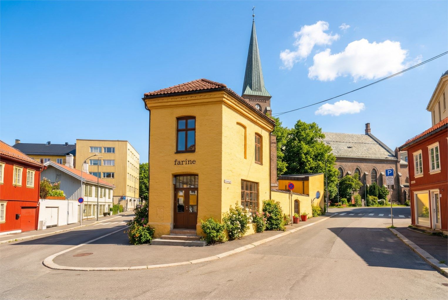 Rett i nærheten finner du populære møtesteder som bakeriet Farine.