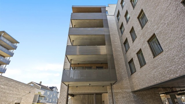 Til leiligheten hører en ekstern bod på 6 m² i bygningens kjeller.