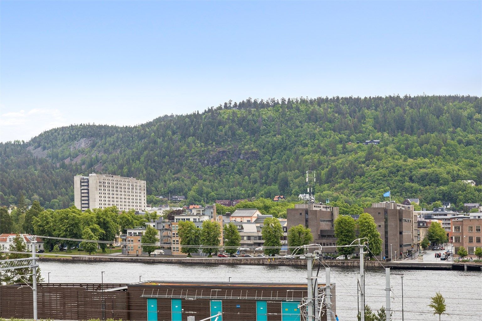 Utsikt fra balkongen.