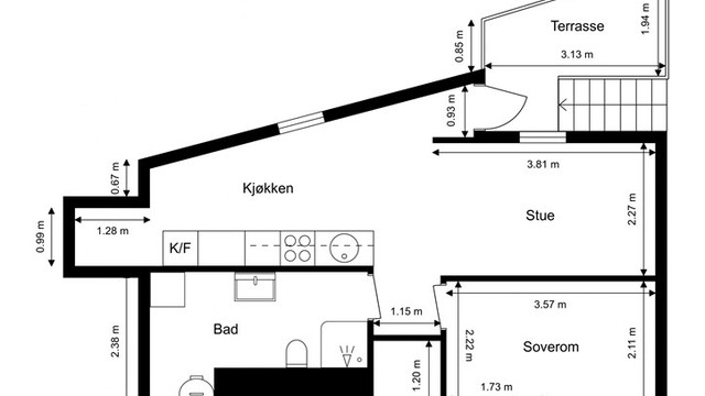 Boligen inkluderer også en egen utleiedel over garasjen. Denne er ikke søkt eller godkjent for varig opphold.