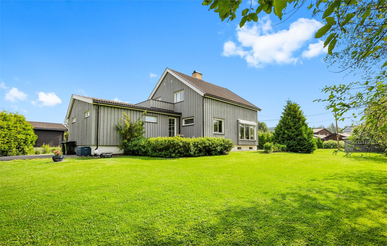 Eiendomsmegler Krogsveen har gleden av å presentere Karl Bergens veg 2!