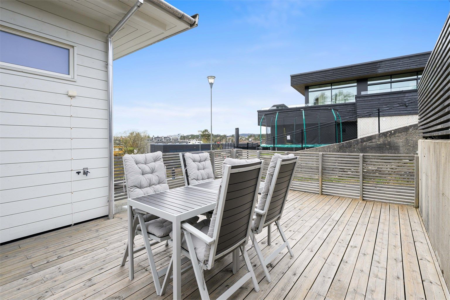 Uteplass på husets bakside