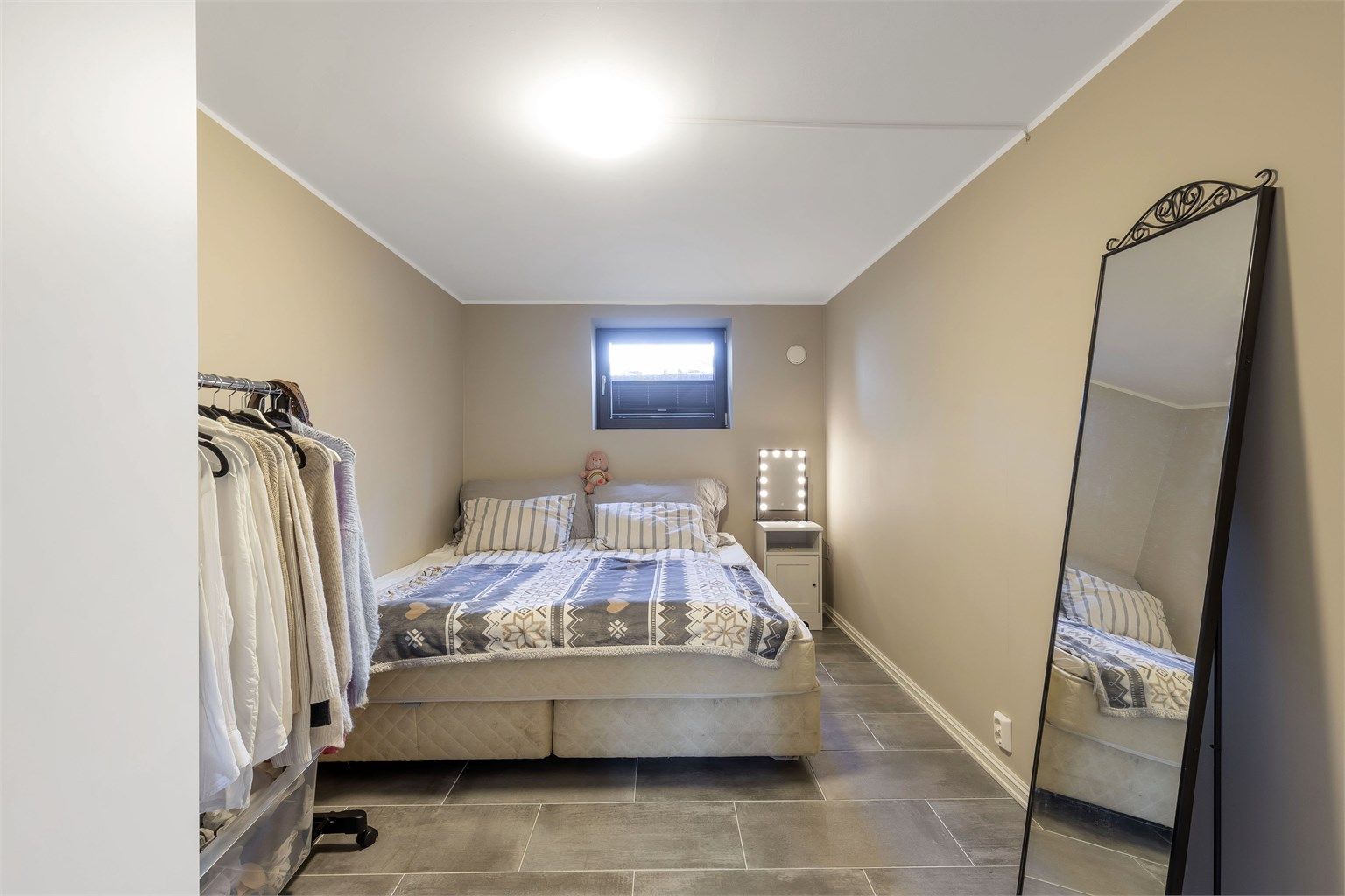 Hovedsoverom i kjeller - hybeldel.