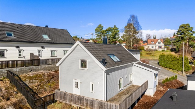 Hannestadveien 18 presenteres av Raymond Bøhn i Krogsveen.